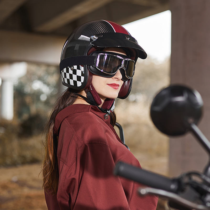 Carbon Fiber Retro Motorcycle  - огляд і ціна Carbon Fiber Lightweight Motorcycle Helmet